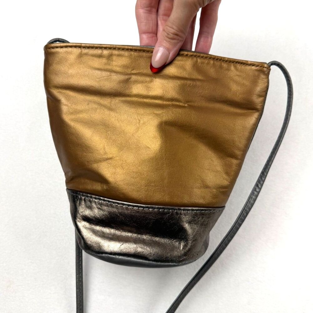 Vtg Paul Joseph Metallic Leather Crossbody Bucket Bag Made In USA Bronze Gold
